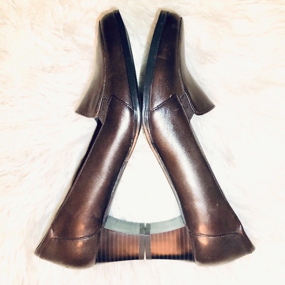 St. John’s Bay Leather Loafers Brown Size 8.5 - Picture 4 of 8